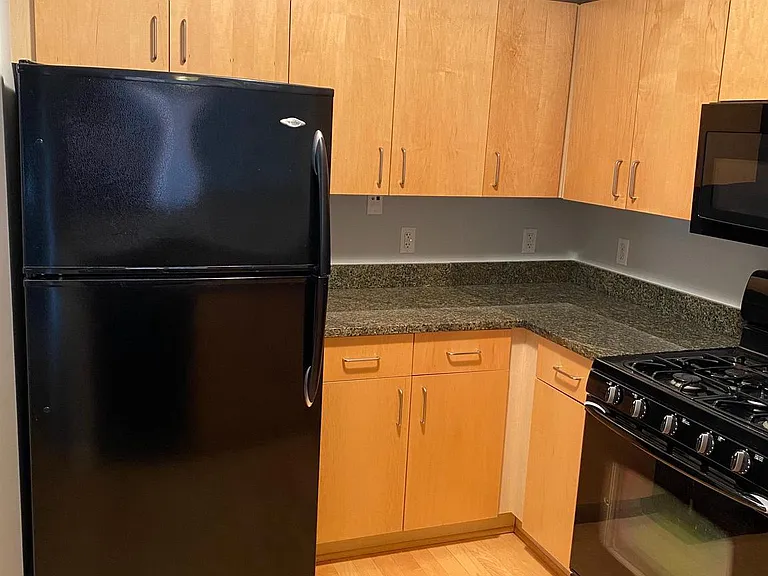 1000 New Jersey Ave SE #427 — Photo 8