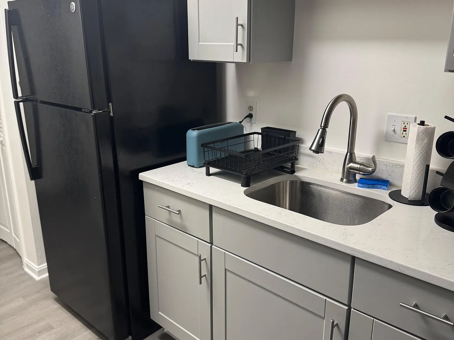2 bed, 1.0 bath, 600 sqft, $1,252 — Photo 4