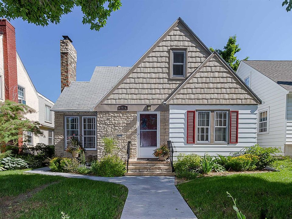 Lovely Highland original Cape Cod