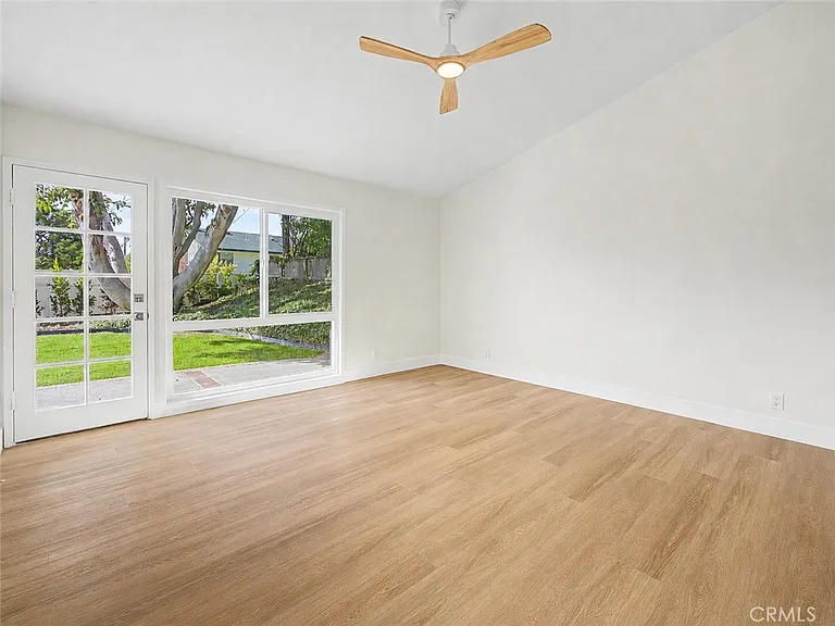 6917 Clovercliff Dr — Photo 23