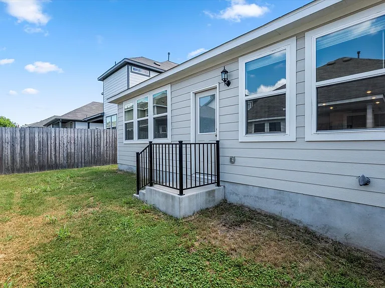5402 Jason Dr — Photo 24