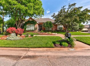 331 Shortgrass Rd, Edmond, OK 73003