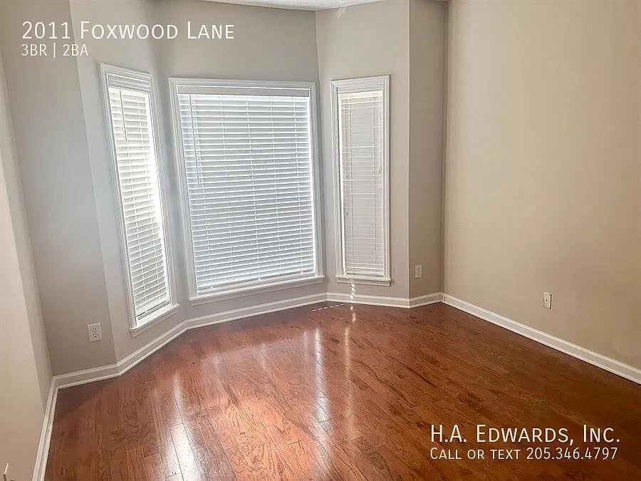 2011 Foxwood Lane — Photo 3