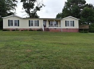 211 W Finger St, Landrum, SC 29356