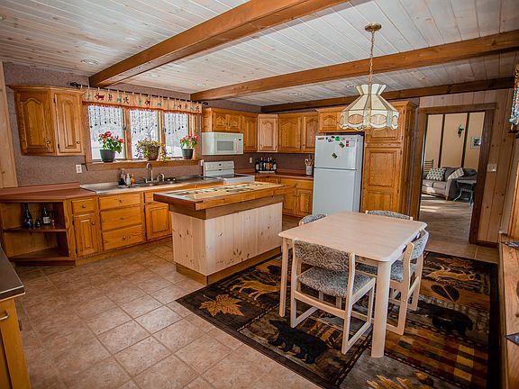 3rd image of 88 Hall Hill Road