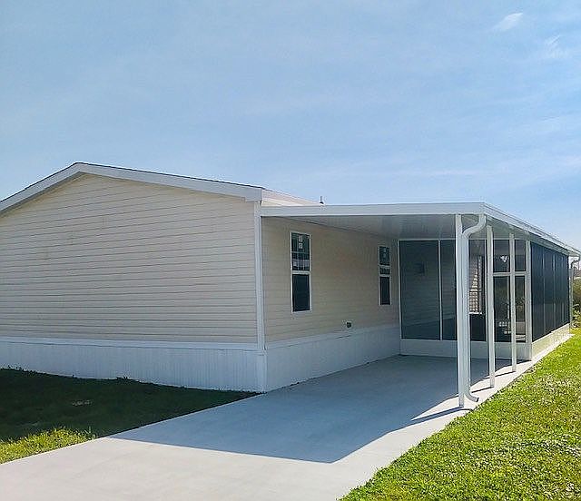 1st image of 122 Lake Dell Dr