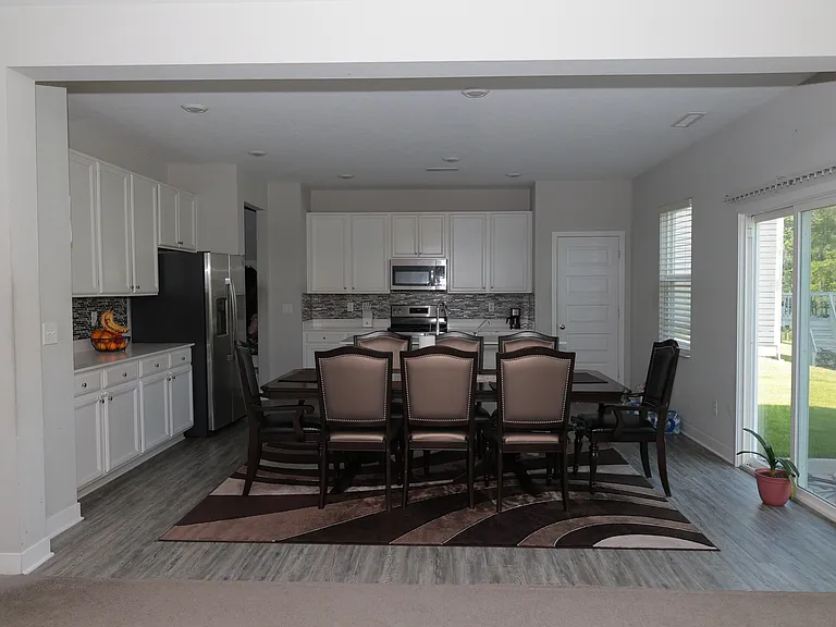 9819 Sonnette Cir — Photo 8