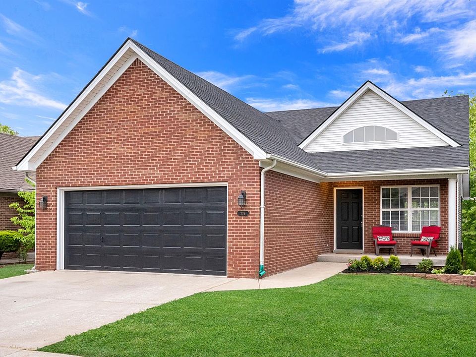 1st image of 225 White Oak Trce