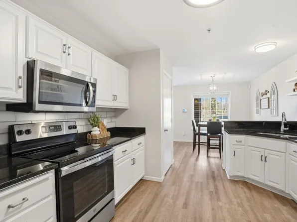 5662 100th Ln N, Brooklyn Park, MN 55443