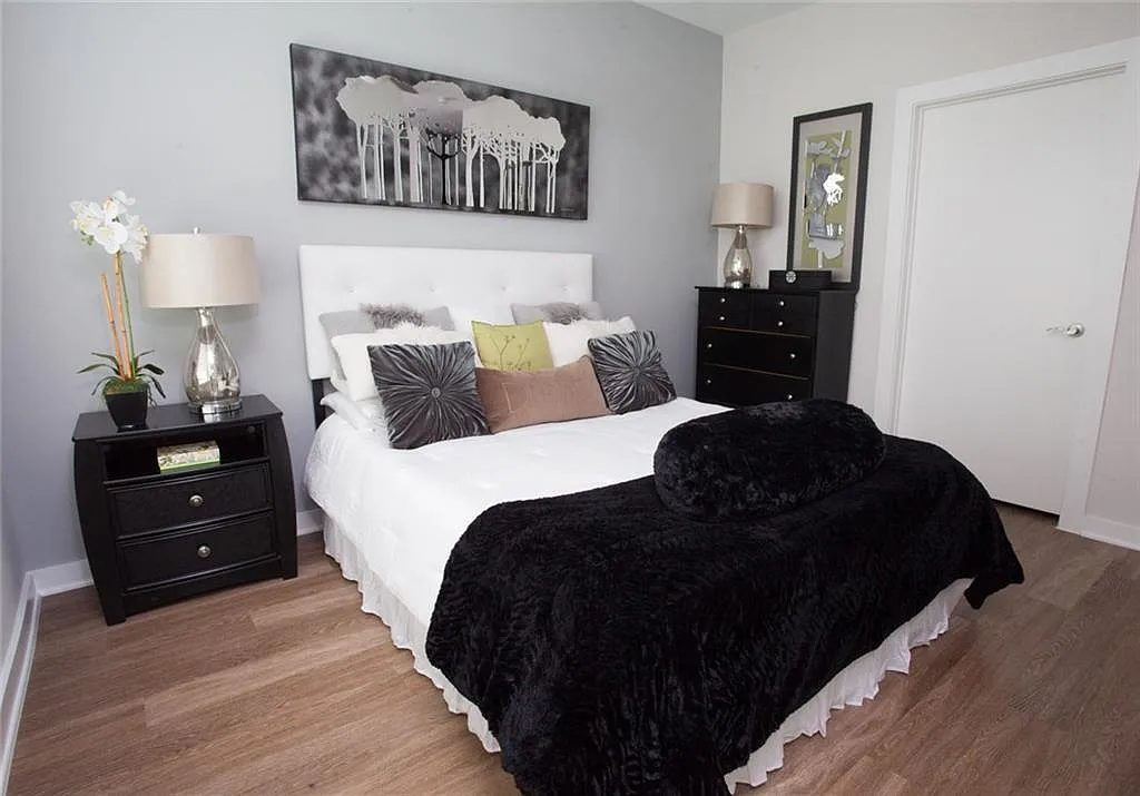 Studio, 600 sqft, $2,000 — Photo 4