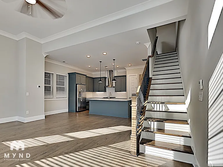 576 Broadview Pl NE — Photo 8