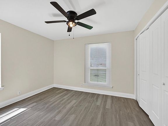 4th image of 108 Dupont Cir