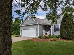 104 Hannahs Pl, Colchester, VT 05446