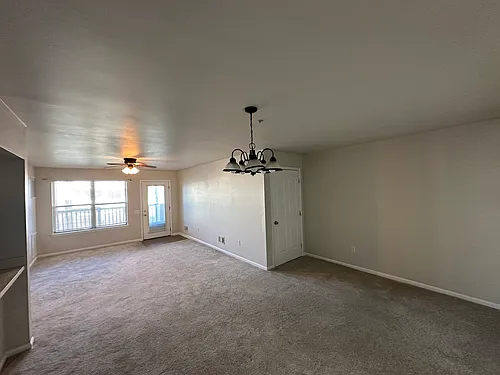 300 Waters Edge Dr #300 Photo 1
