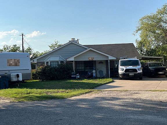 3rd image of 107 Remington Cir