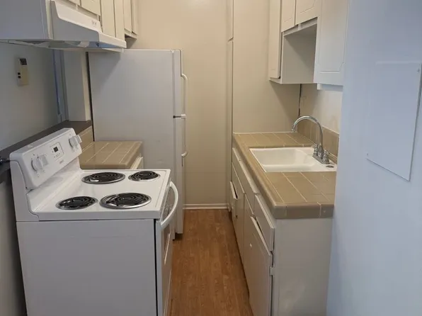 2546 Kansas Ave., 2546 Kansas Ave APT 207, Santa Monica, CA 90404
