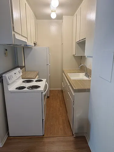 2546 Kansas Ave Photo 1