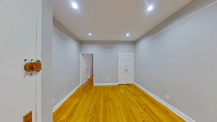 Rented by Compass | media 16