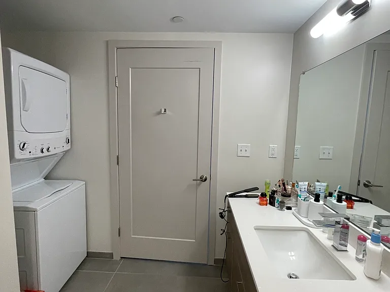 454 Harvard St #204 — Photo 13