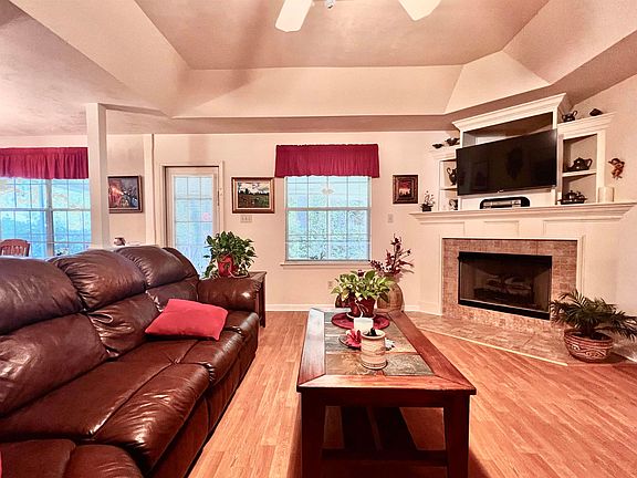 4th image of 8254 Charrington Forest Blvd