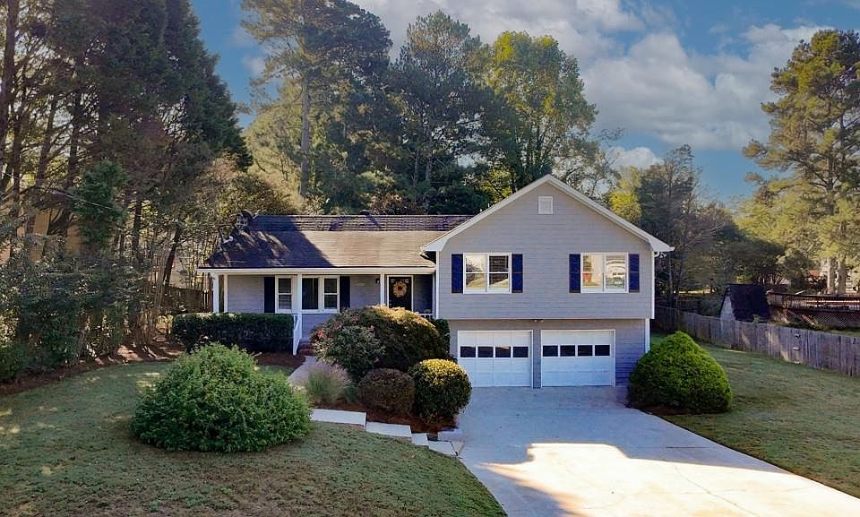 1st image of 1206 Masters Ln