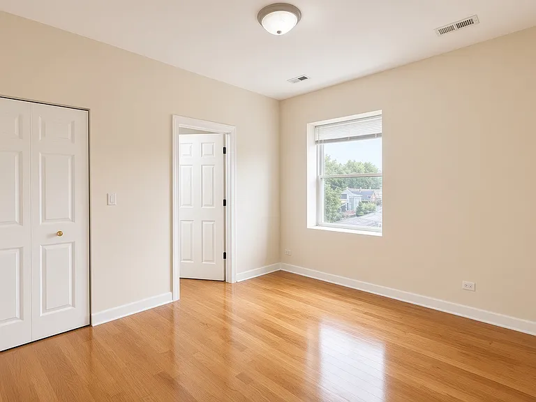 3347 W Wilson Ave #3N — Photo 3
