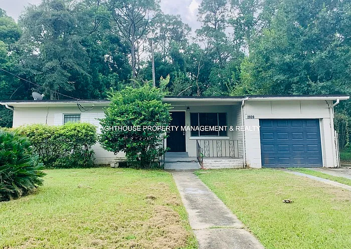 4 bed, 2.0 bath, 1344 sqft, $1,495 — Photo 4