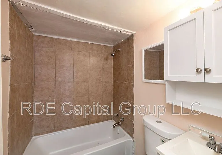 2408 Meyers St #204 — Photo 10