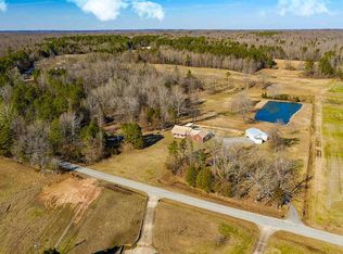 353 Willoughby Loop Rd, Pinson, TN 38366