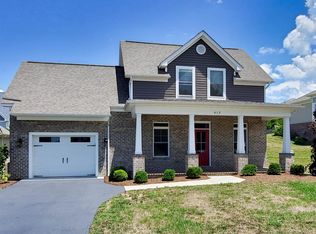 613 Kentwood Dr, Blacksburg, VA 24060