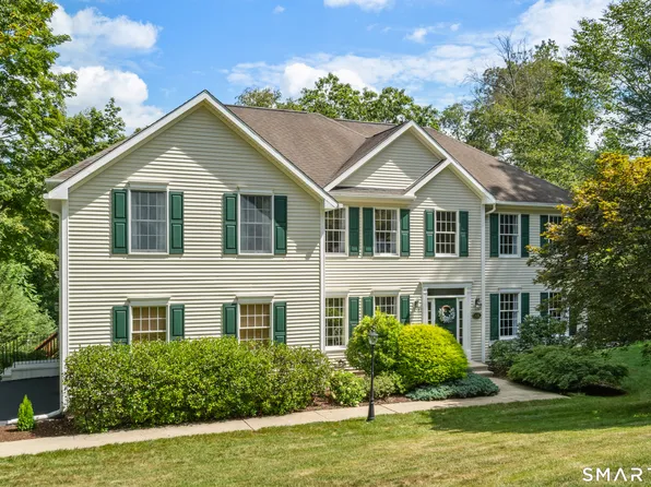 105 Lake Ridge Road, Southbury, CT 06488