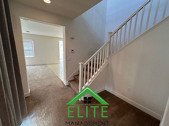2nd image of 546 W Campania Way