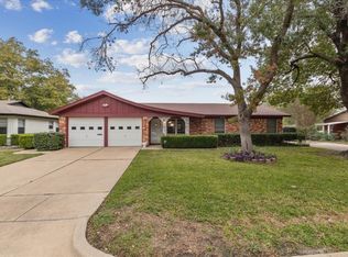 2108 Cliff Park, Fort Worth, TX 76134