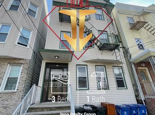 114 W 7th St #2C, Bayonne, NJ 07002