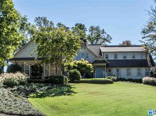 2401 Chestnut Rd, Vestavia Hills, AL 35216