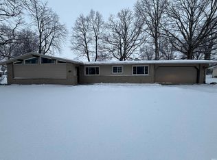 928 Straford Rd, New Haven, IN 46774