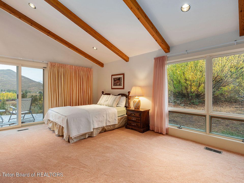 13th image of 12000 S Palmer Creek Dr
