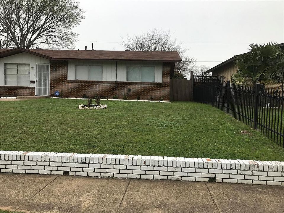 2nd image of 4585 Larue St