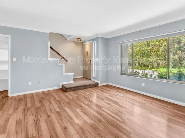 3137 Seacrest Ave APT 12, Marina, CA 93933