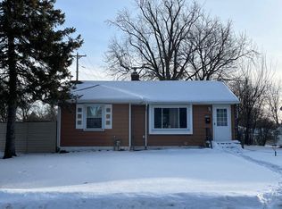 2736 3rd Ave E, North Saint Paul, MN 55109