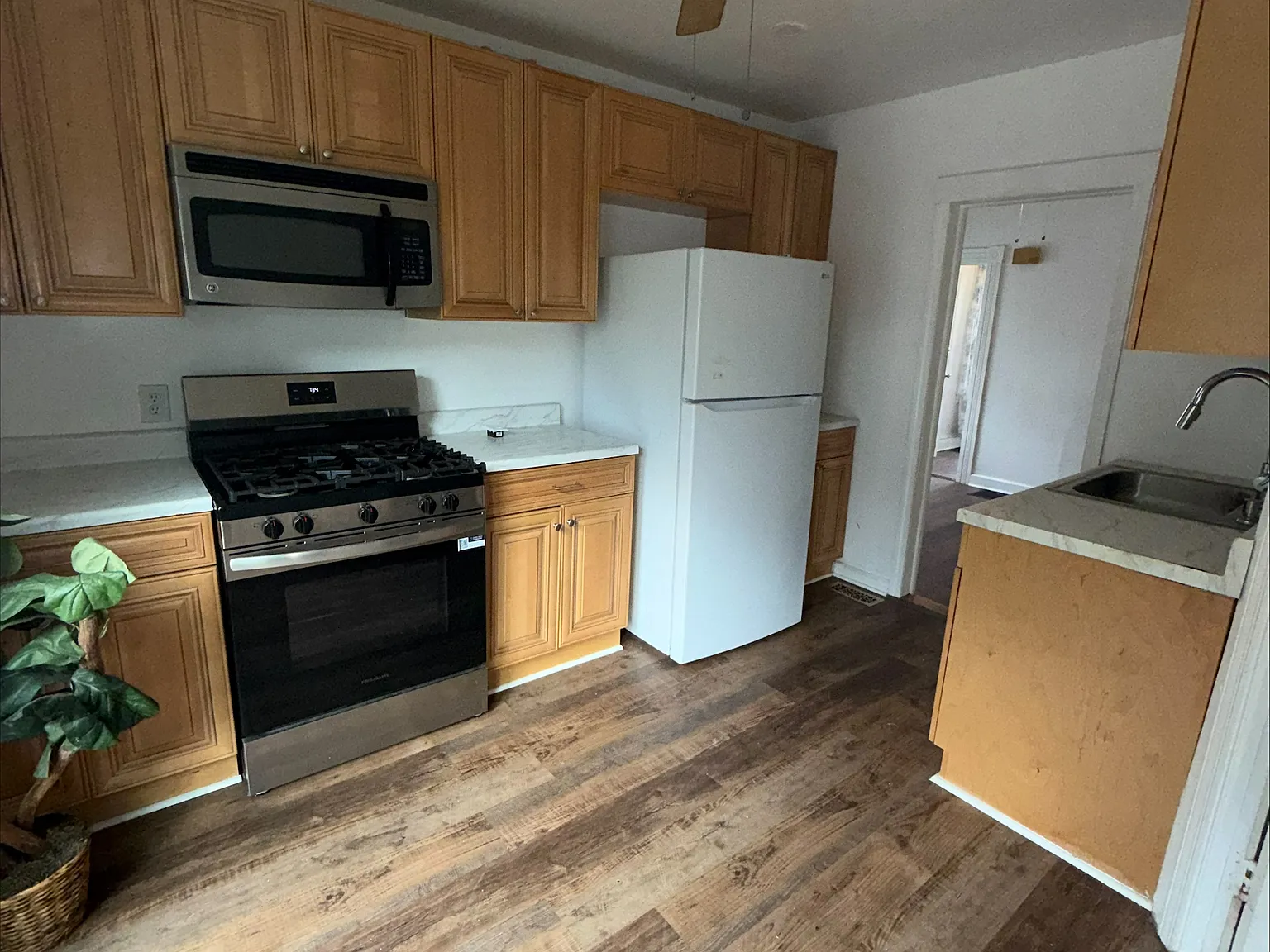 2 bed, 740 sqft, $2,950 — Photo 4