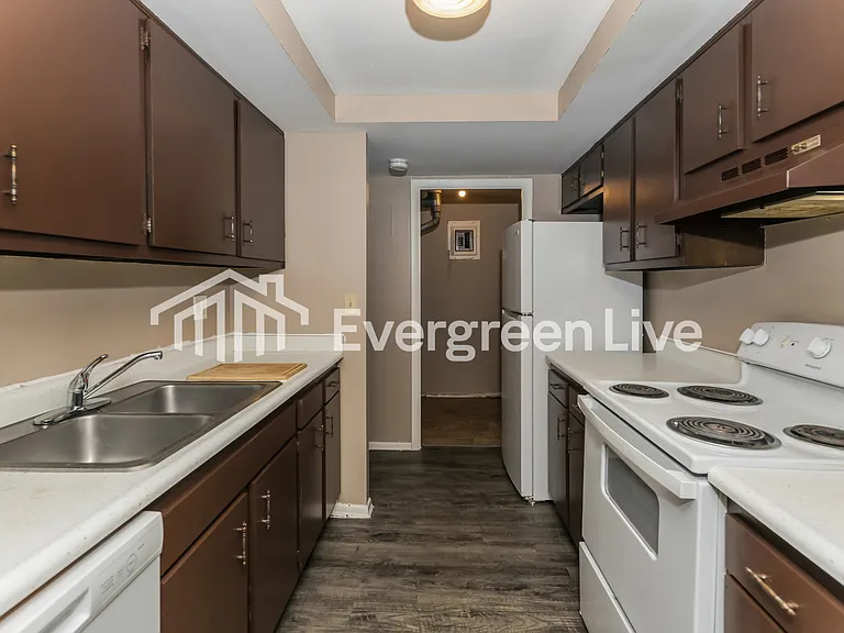 5636 Troy Villa Blvd — Photo 6