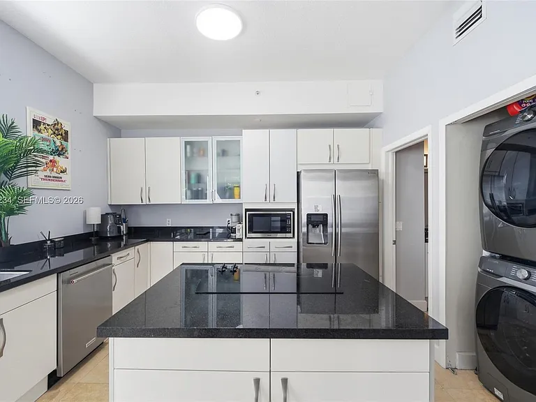 832 N Victoria Park Rd #832 — Photo 6