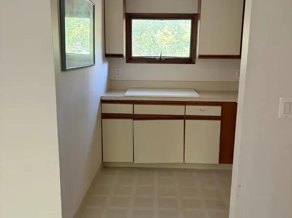 425 Old Town Rd Floor 2, Pt Jefferson Station, NY 11776