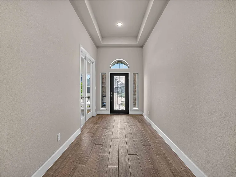 4333 Arbor Crest Ln — Photo 3