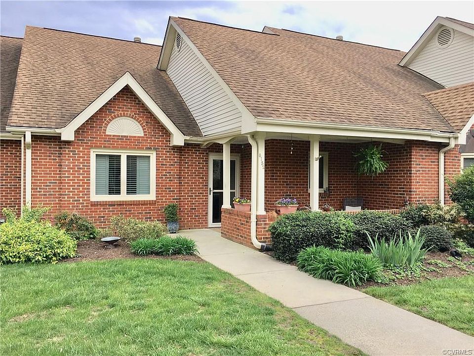 1st image of 3152 Lake Village Dr