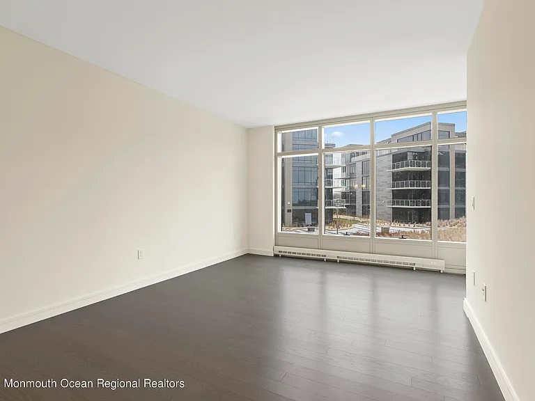 15 Morris Ave #309 — Photo 14