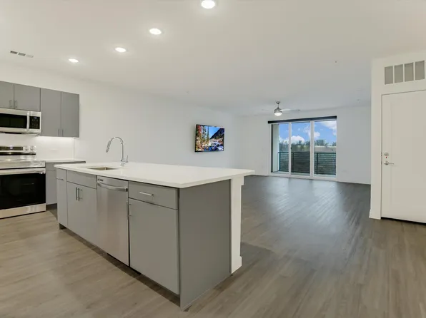 4801 Springdale Rd #1207, Austin, TX 78723