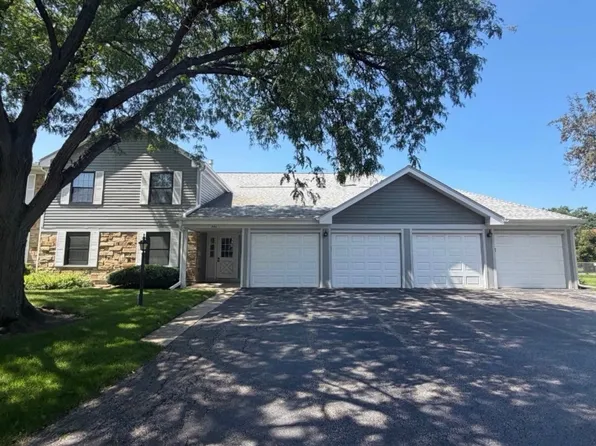 1544 Springview Court 12 R C 2 #1-3, Wheeling, IL 60090