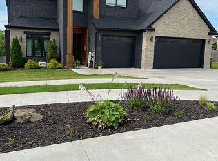 801 Bendelow Dr, Cave Springs, AR 72718